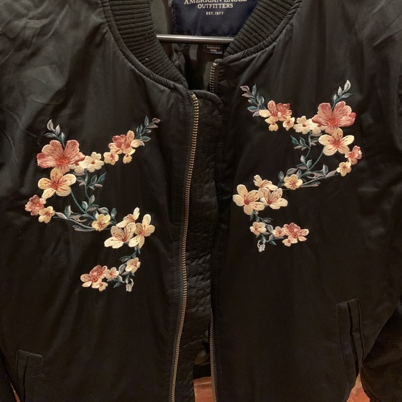 American Eagle Floral Bomber - Picture 2 of 2